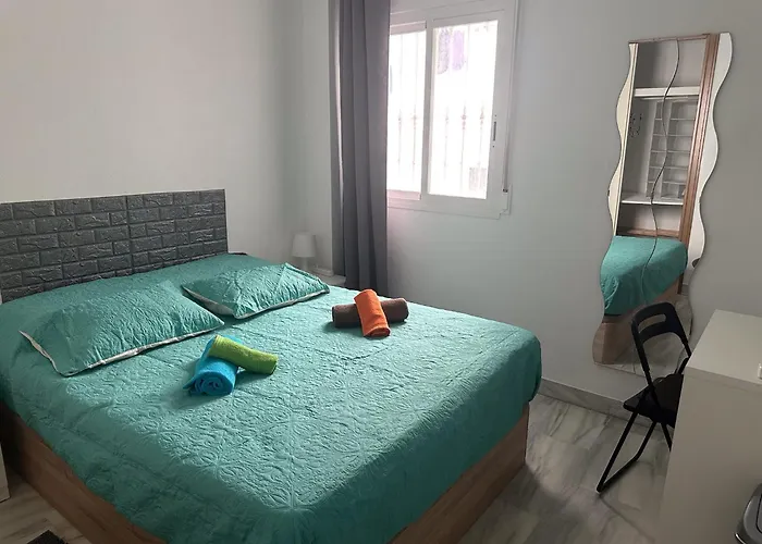 Privada En Compartidos * Torremolinos
