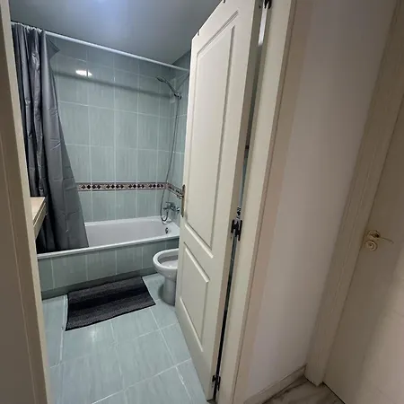 Privada En Compartidos Торремолінос